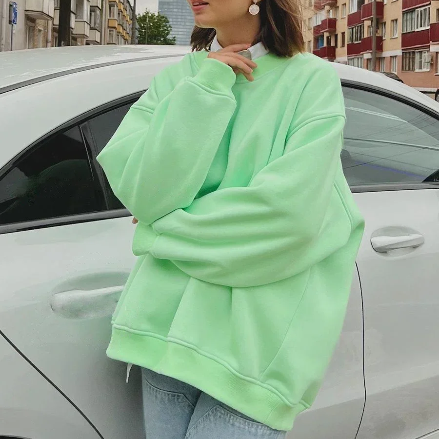 Women's Oversized Fleece Pullover Sweatshirt – Warm Thick Casual Long Sleeve Top for Autumn and Winter Streetwear