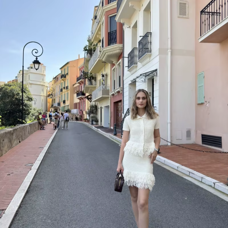 Women's Elegant Knit Two-Piece Set – Tassel Embellished Hollow Out Short Sleeve Blouse & Mini Skirt