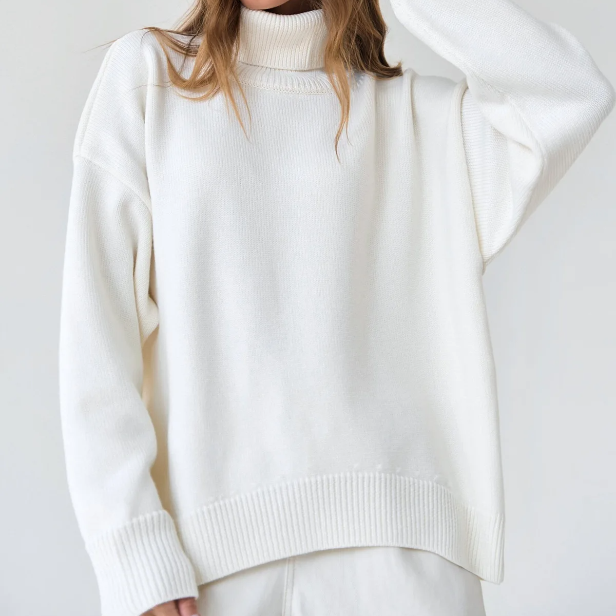 Women's Oversized Turtleneck Sweater – Solid Knit Pullover with Loose Fit and Full Sleeves for Autumn and Winter