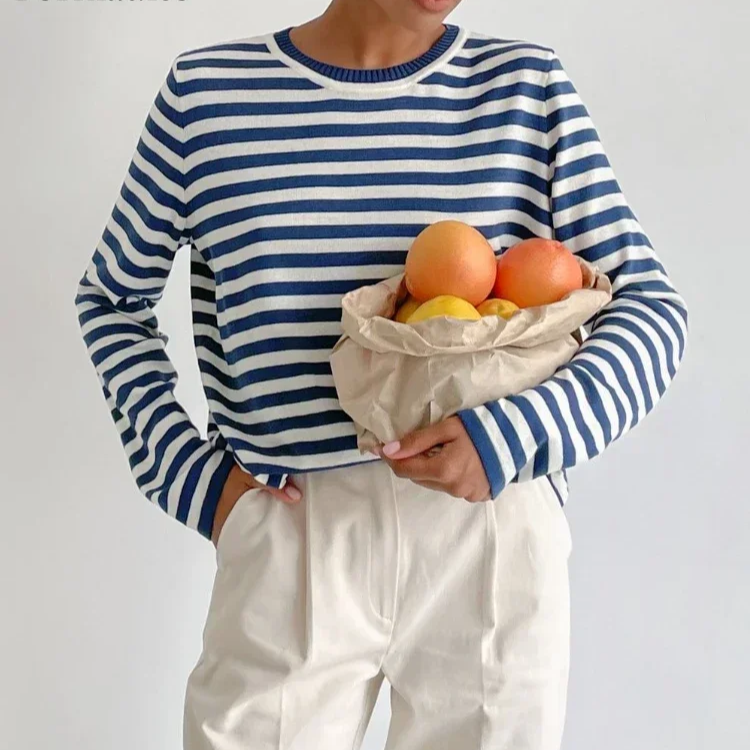 Women's Knitted Striped Sweater – Loose Fit Warm Thick Pullover with Long Sleeves for Autumn and Winter