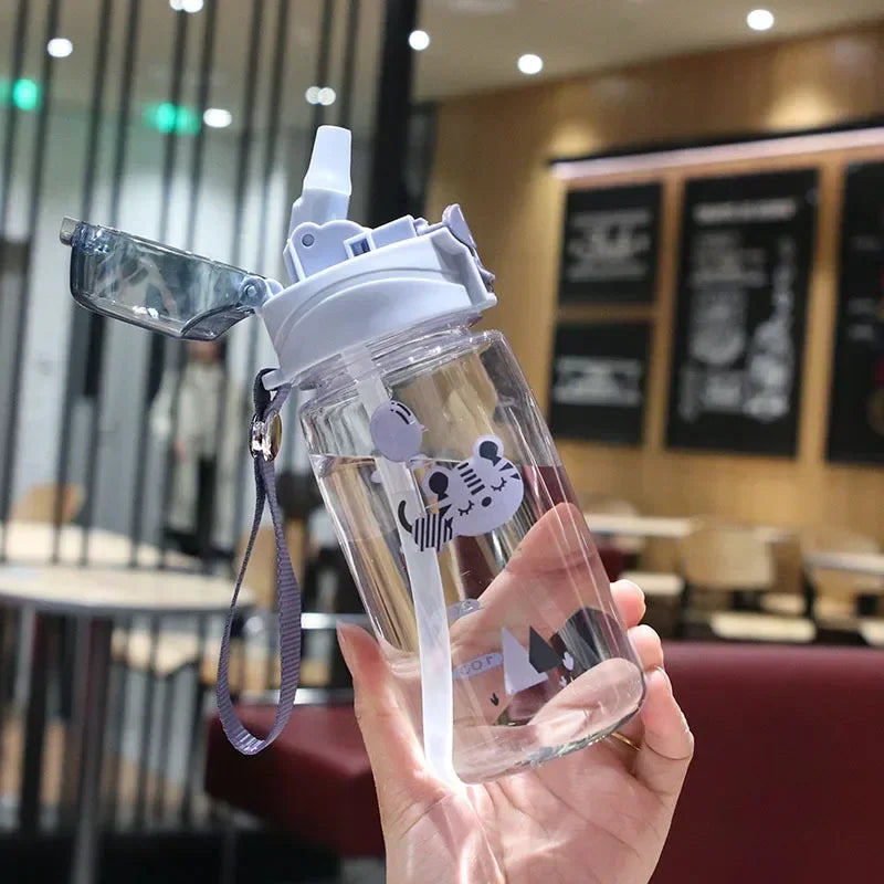 550ml Spill-Proof Cartoon Sippy Cup with Straw and Lid – Portable Drinking Bottle for Toddlers and Kids
