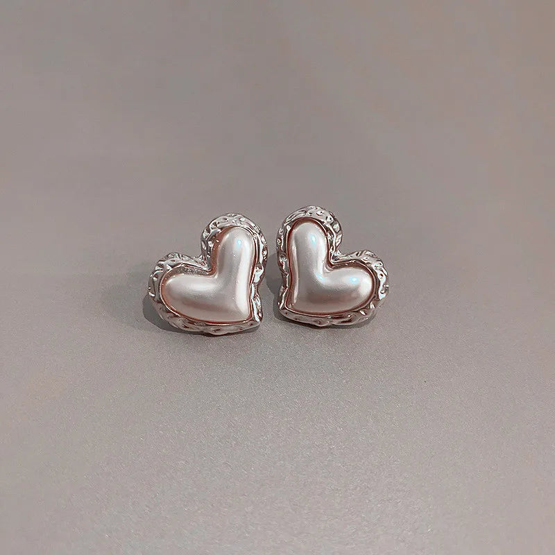 Vintage Flower Heart Stud Earrings – Elegant French-Inspired Jewelry for Women and Girls