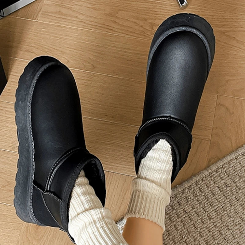 Women's Winter Slip-On Snow Boots – Warm Fleece-Lined PU Ankle Boots with Platform Sole and Mid Heel