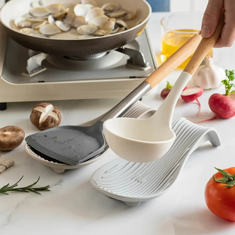 1/4Pcs Silicone Heat-Resistant Spoon Holders – Non-Slip Utensil Rest and Placemat for Kitchen Cooking Tools