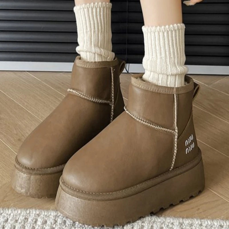 Women's Winter Slip-On Snow Boots – Warm Fleece-Lined PU Ankle Boots with Platform Sole and Mid Heel