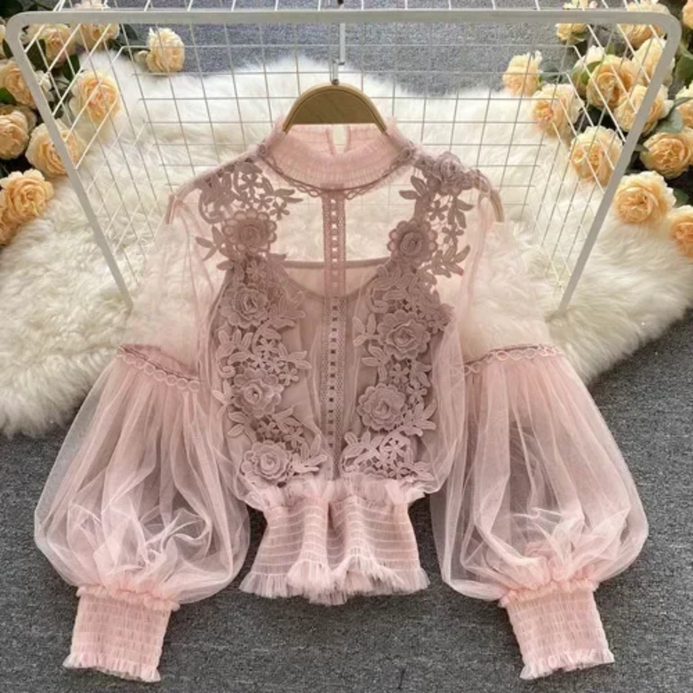 Vintage Lace Patchwork Blouse with Puff Sleeves – Elegant Slim Fit Shirt for Women