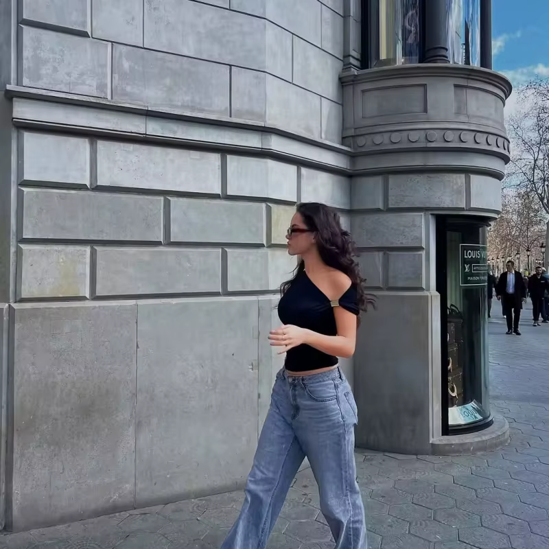 Women's Elegant Asymmetric Off-Shoulder Slim T-Shirt – Sexy Short Sleeve Casual Top for Summer Night Out