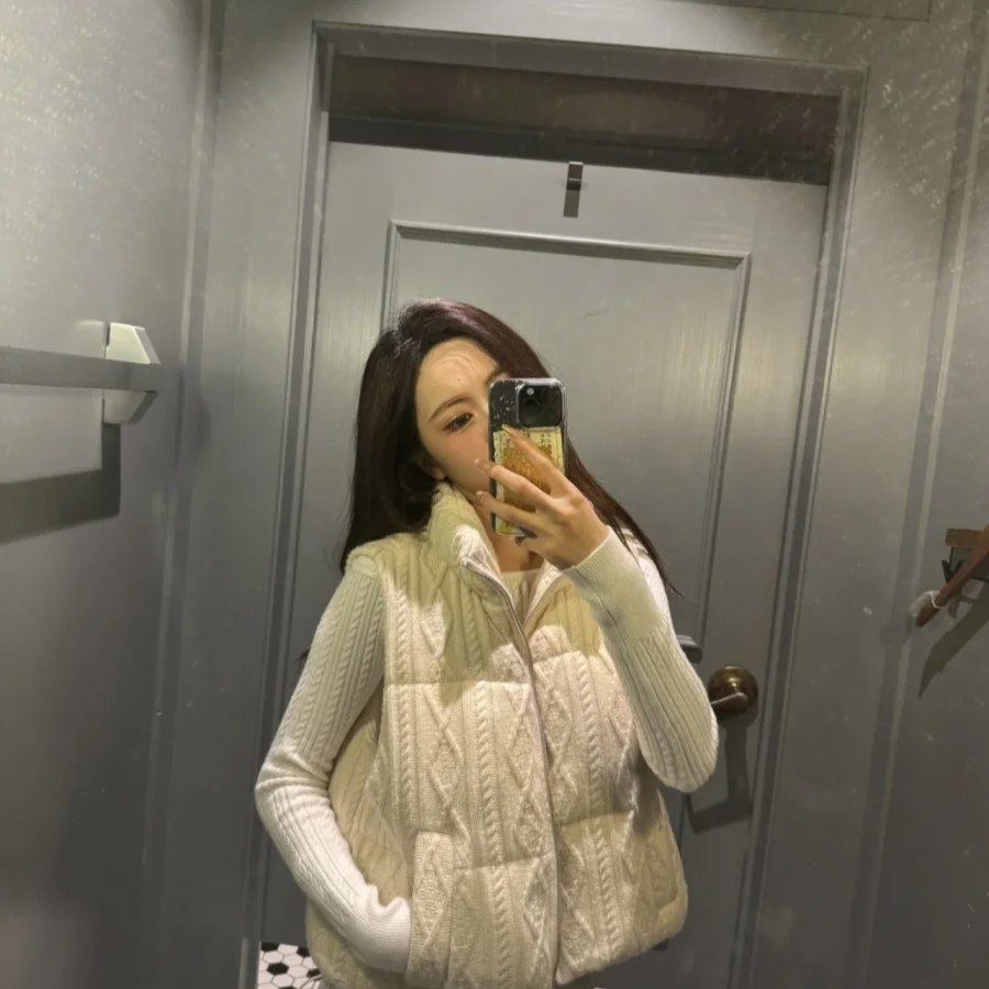 Thick Knitted Cotton Vest – Women's Sleeveless Zipper Puffer Gilet with Standing Collar