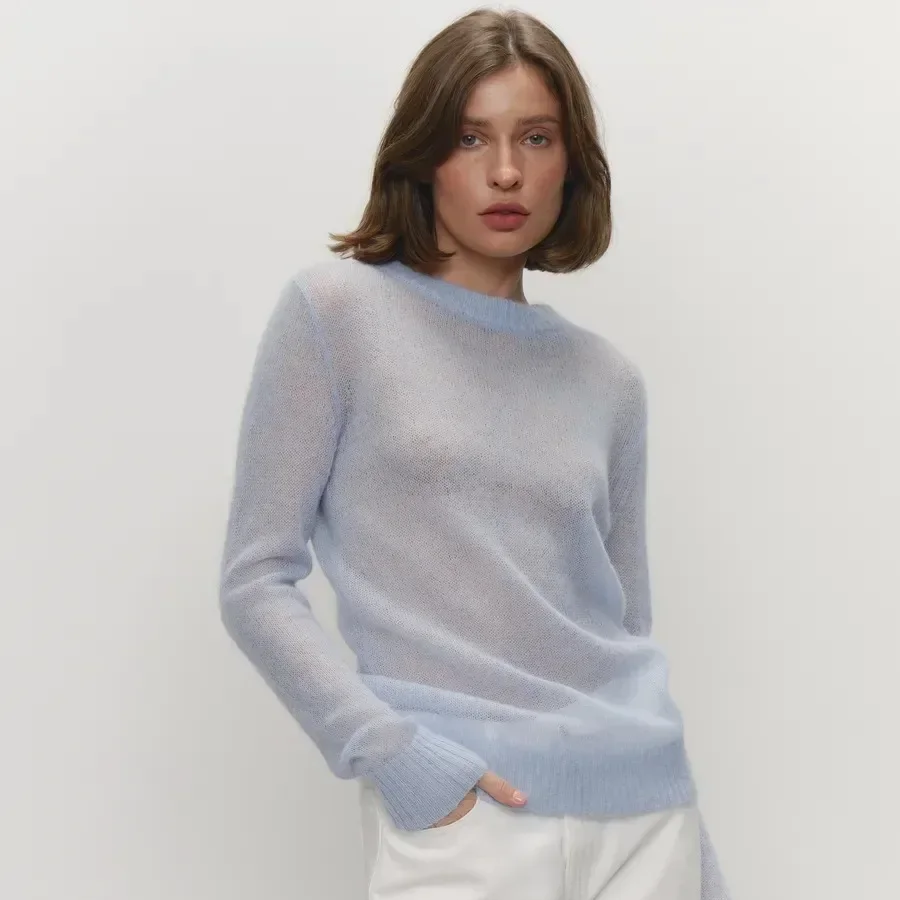 Slim Fit Round Neck Knit Sweater for Women – Long Sleeve Lightweight Pullover, Casual Chic Office Style for Spring and Autumn