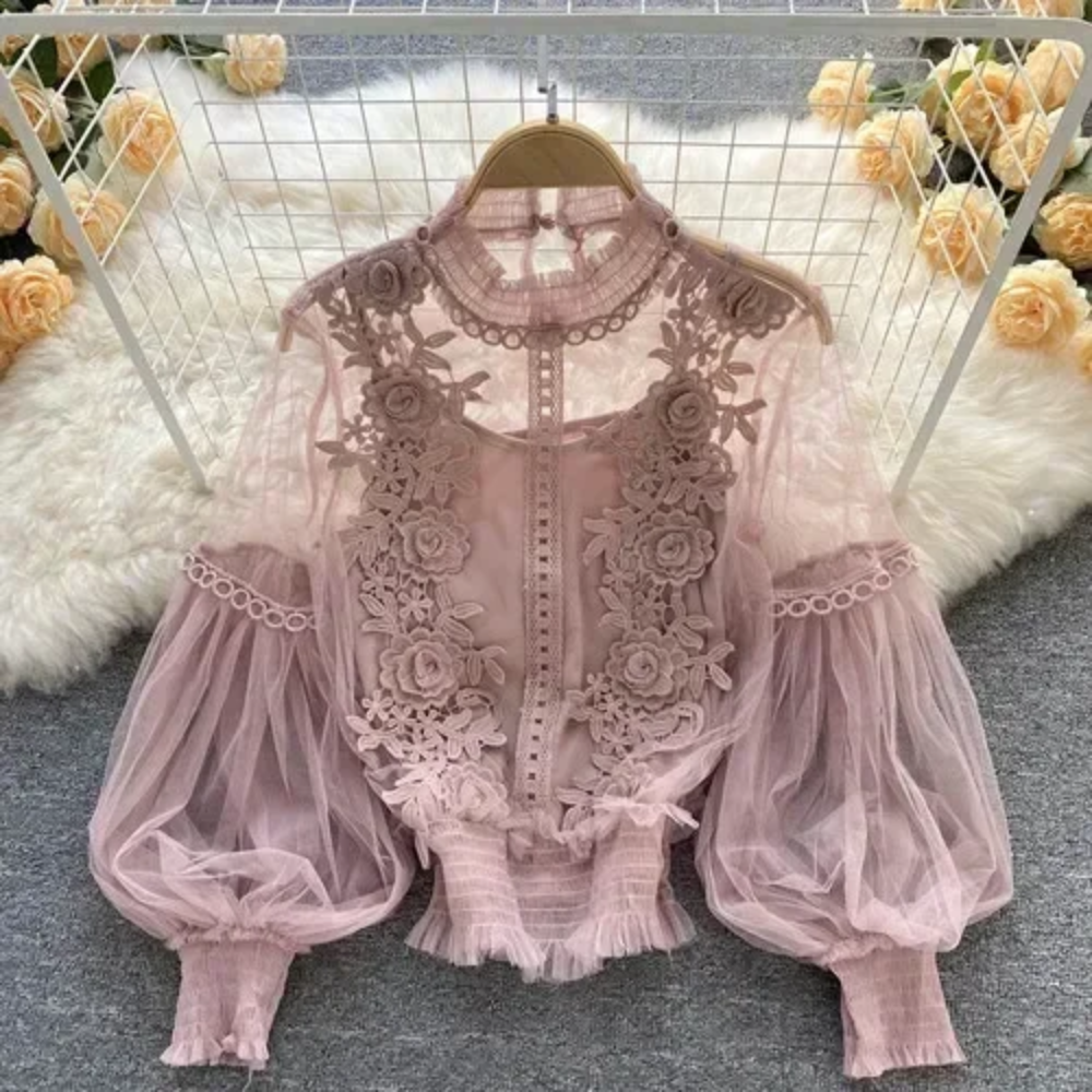 Vintage Lace Patchwork Blouse with Puff Sleeves – Elegant Slim Fit Shirt for Women