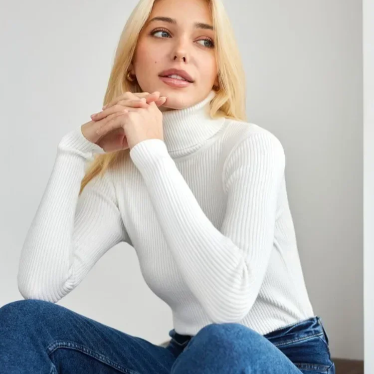 Slim Fit Turtleneck Pullover Sweater for Women – Soft Warm Knit Jumper for Autumn and Winter