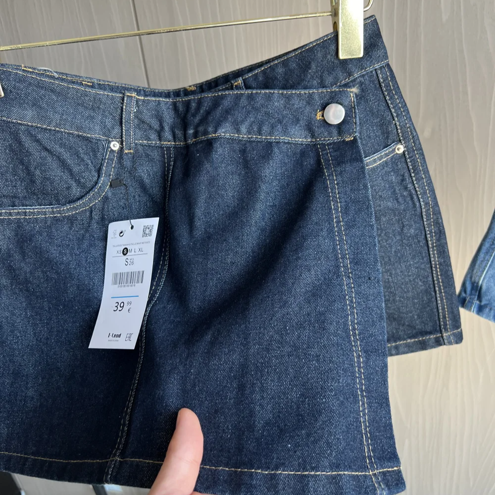 Women's Denim 2-Piece Set – V-Neck Crop Top & Asymmetrical Culottes | Summer Sexy Loose Fit Suit