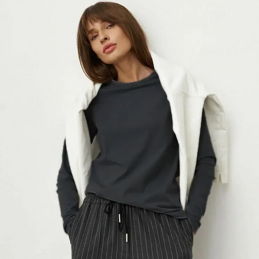 Women's 100% Cotton Long Sleeve Oversized T-Shirt – Loose Basic Solid Top for Spring and Autumn Casual Wear