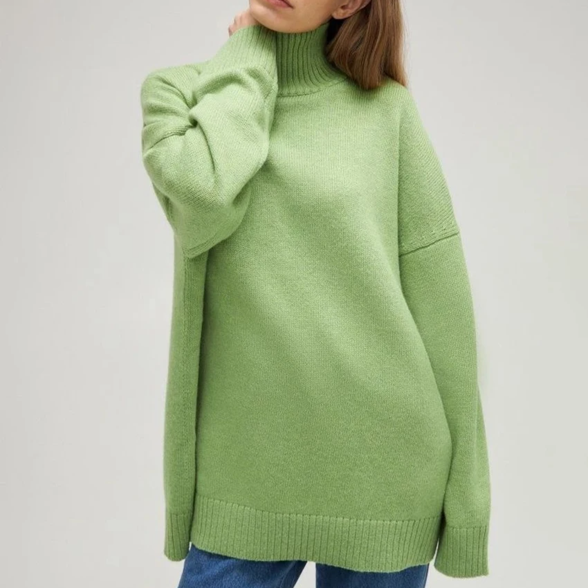 Women's Oversized Turtleneck Knit Sweater – Thick Warm Loose-Fit Pullover for Autumn and Winter
