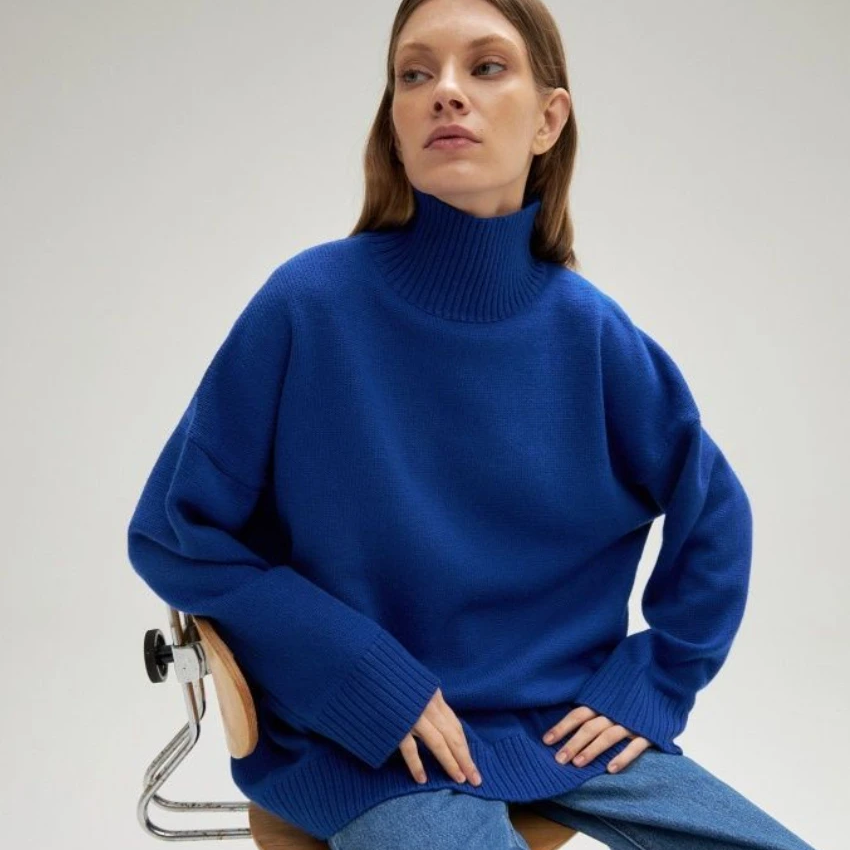 Women's Oversized Turtleneck Knit Sweater – Thick Warm Loose-Fit Pullover for Autumn and Winter