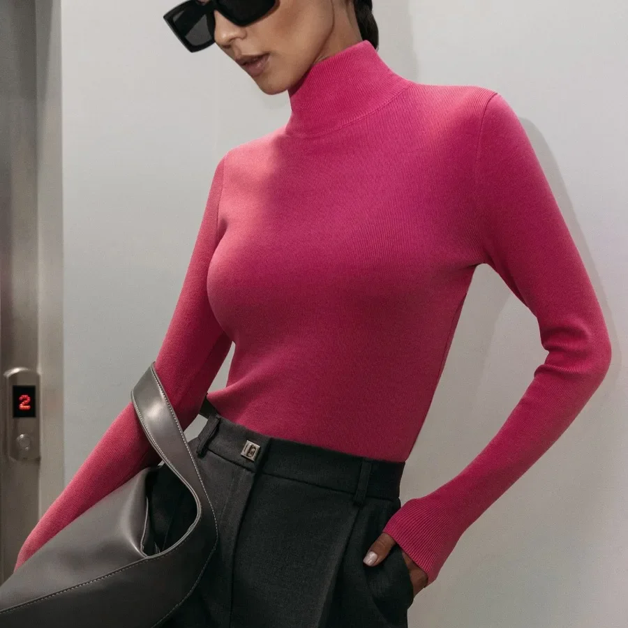 Women's Slim-Fit Turtleneck Pullover – Soft Knit Sweater for Autumn and Winter