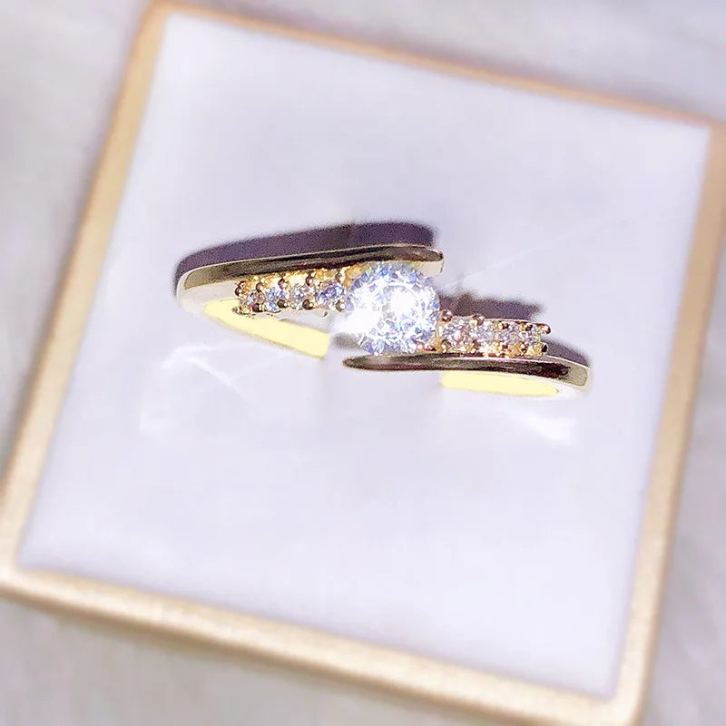 14K Yellow Gold Diamond Wedding Band Ring for Women – Elegant Fine Jewelry for Engagement and Special Occasions