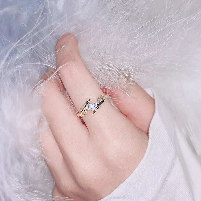 14K Yellow Gold Diamond Wedding Band Ring for Women – Elegant Fine Jewelry for Engagement and Special Occasions