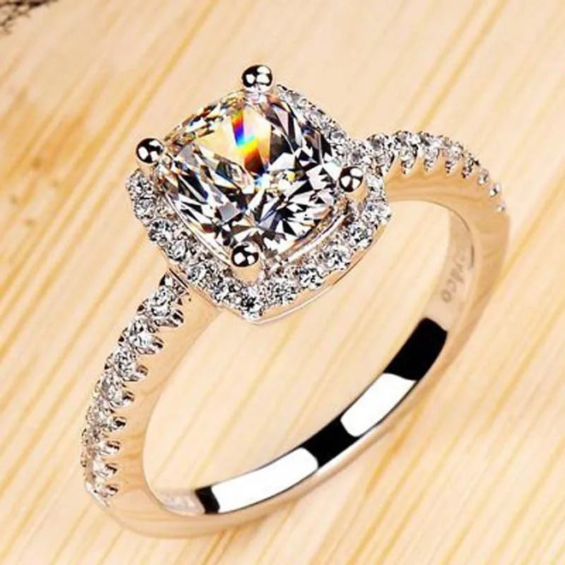 18K White Gold Engagement Ring with Cushion-Cut Yellow or White Diamonds – Luxury Women's Wedding and Anniversary Cocktail Jewelry
