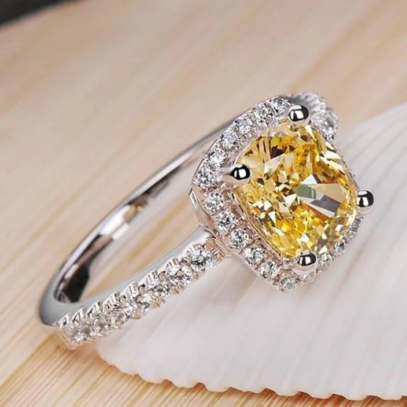 18K White Gold Engagement Ring with Cushion-Cut Yellow or White Diamonds – Luxury Women's Wedding and Anniversary Cocktail Jewelry
