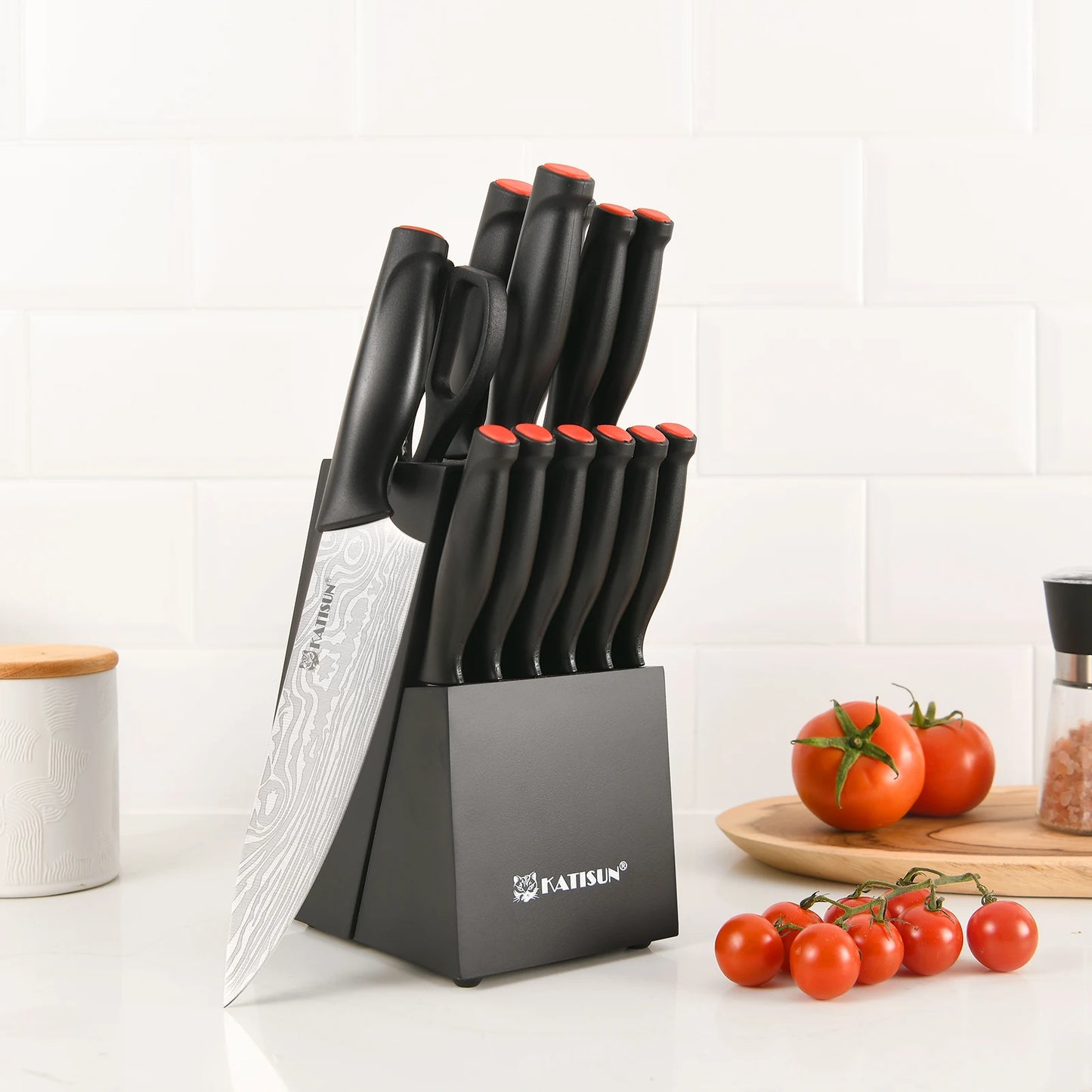 15-Piece Damascus Pattern High Carbon Steel Kitchen Knife Set with Ergonomic Handles & Built-in Sharpener