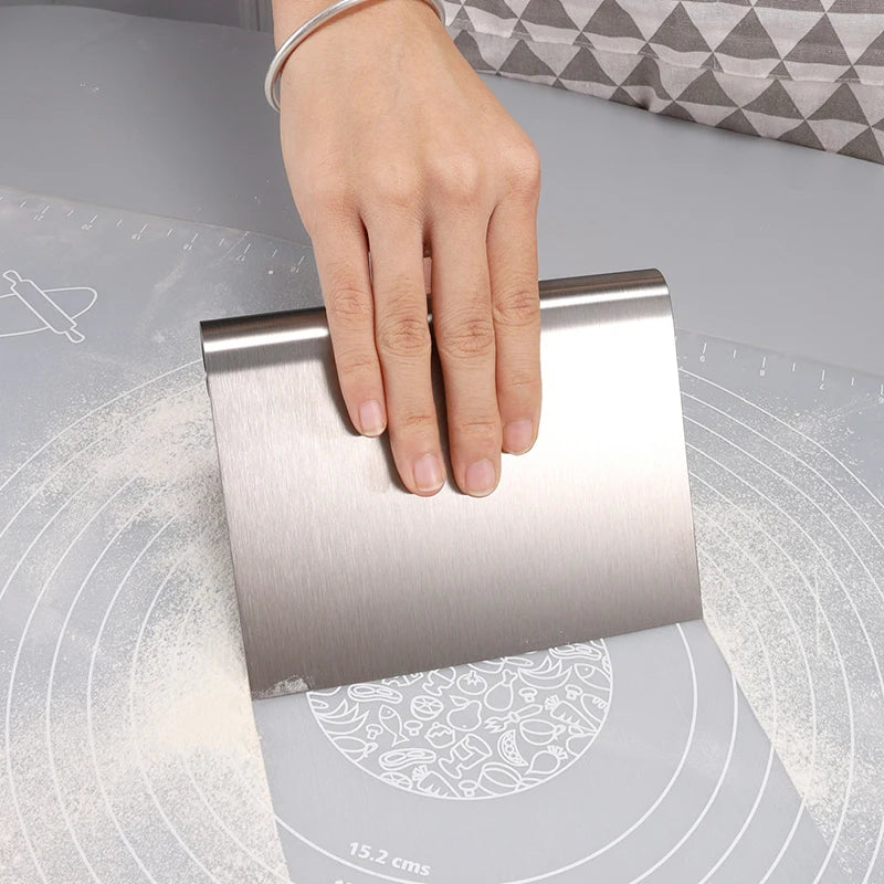 Stainless Steel Cake Scraper – 6"/8" Pastry Spatula for Dough, Buttercream, and Edge Smoothing