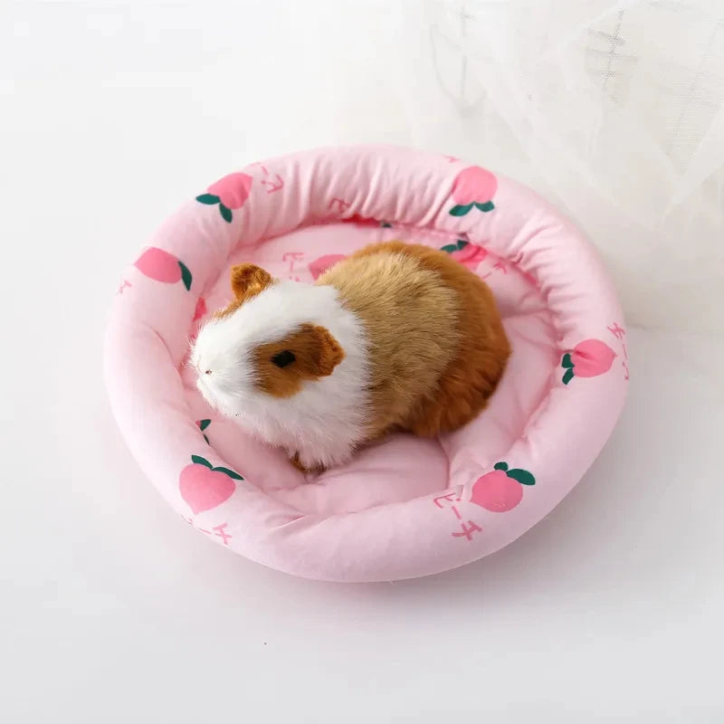 Circular Hamster Bed – Soft Sleep Mat Cushion for Small Animals like Guinea Pigs, Chinchillas, Hedgehogs & Rats
