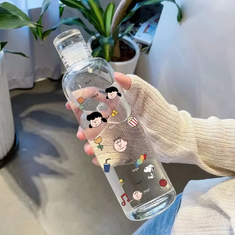 500ml Snoopy Cartoon Water Bottle – Large-Capacity Anime Sports Cup for Kids, Motivational Plastic Drinking Bottle for School and Gifts