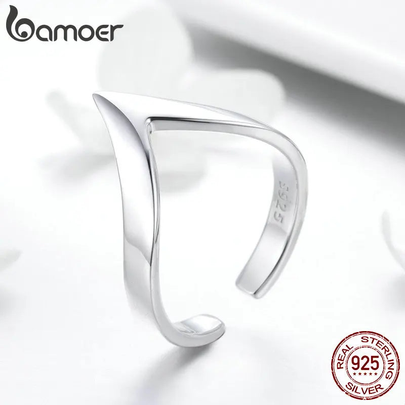 Adjustable Wave Geometric Love Ring in 925 Sterling Silver – Trendy Wedding Band for Women