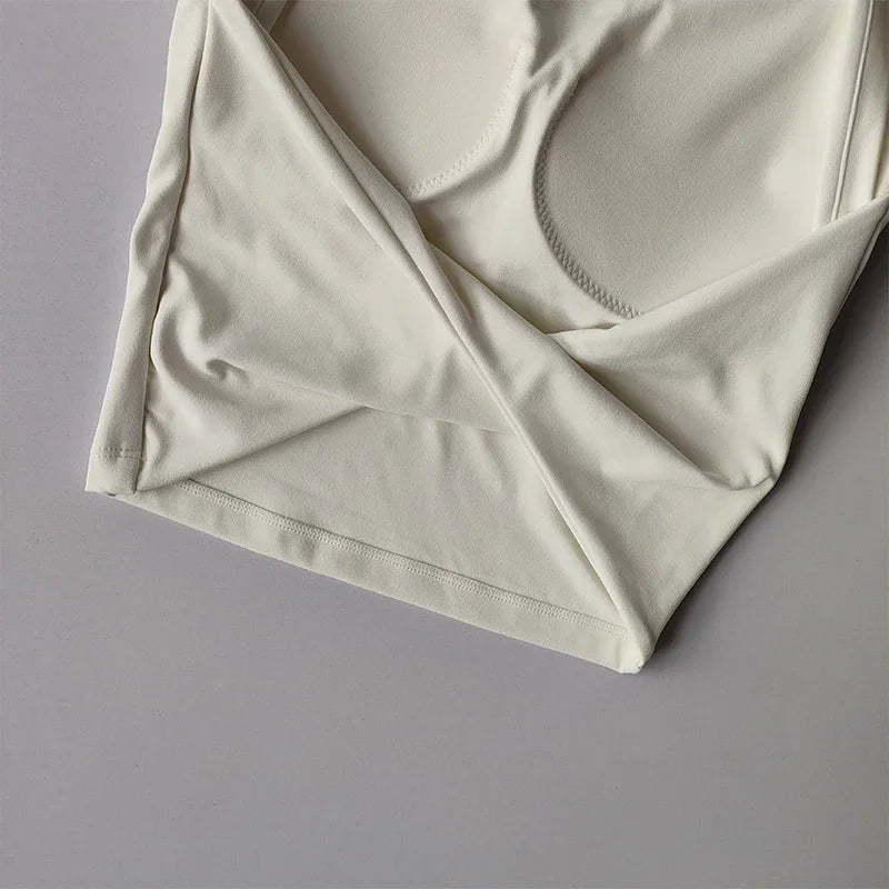Backless Quick-Dry Yoga Vest – Slim Fit Sports Top with Chest Pads