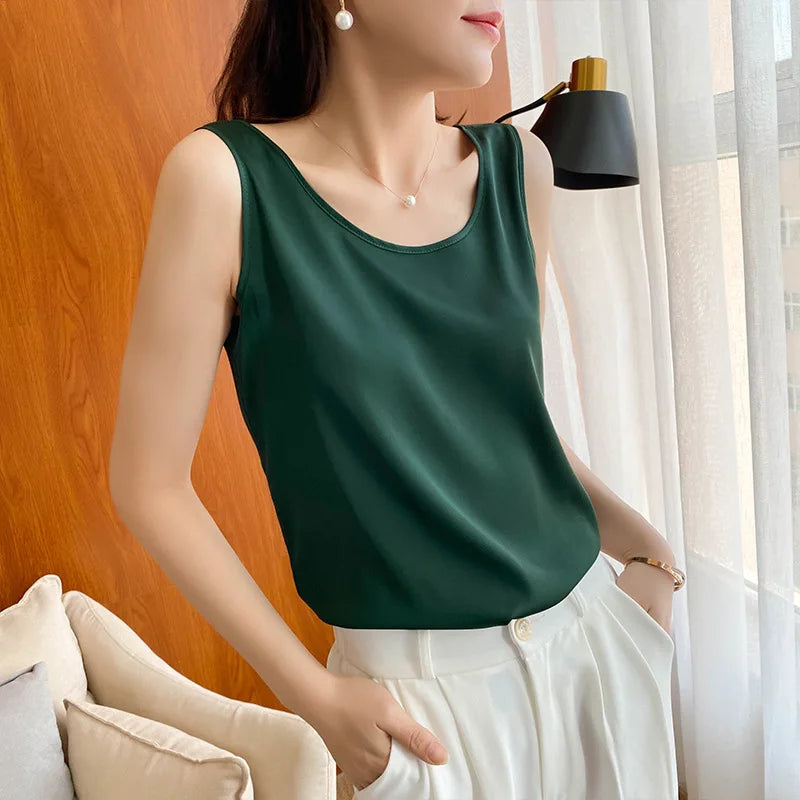 Women's Silk-Look Short Sleeve Tee – Loose Fit Acetate Camisole-Style Top for Elegant Summer Casual Outfits