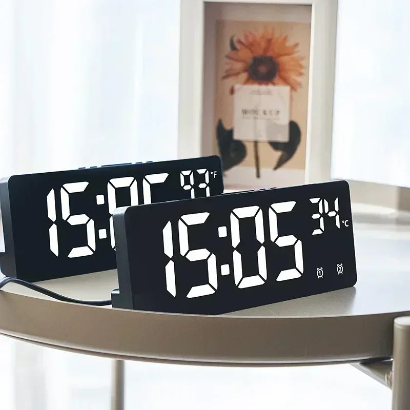 Voice Control LED Digital Alarm Clock – Dual Alarm, Temperature Display, Snooze & Night Mode Desk Clock