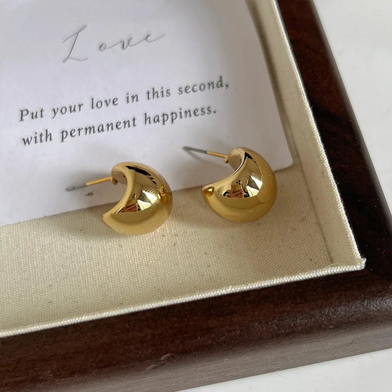 C-Shaped Irregular Stud Earrings – Trendy Geometric Jewelry for Women and Girls