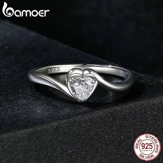0.3 Carat Heart-Shaped Moissanite Engagement Ring – White Gold Plated 925 Sterling Silver VVS1 Solitaire Band for Women