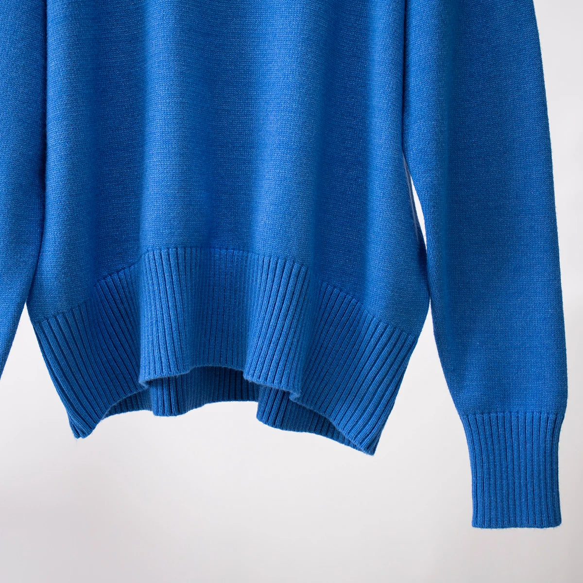 Women's Oversized Turtleneck Sweater – Thick Knit Casual Pullover for Autumn Winter