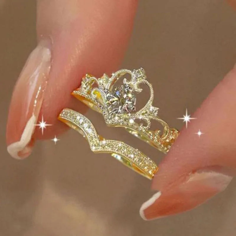 2PCS Sparkling Crown Crystal Rings – Adjustable Star Design Cocktail Ring Set for Women and Teens