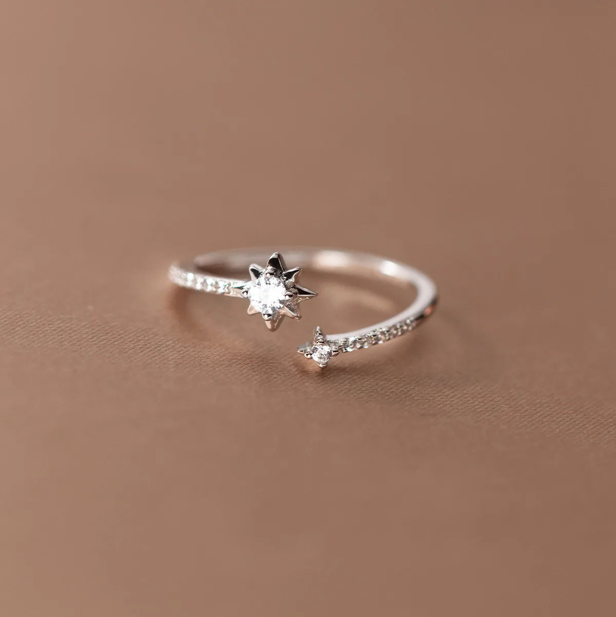 925 Sterling Silver Zircon Star Ring for Women – Trendy Geometric Cocktail Ring for Engagement, Wedding, and Parties