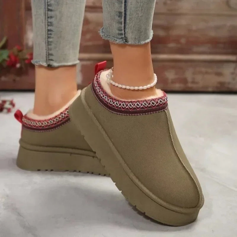 Chelsea Style Women's Snow Boots – Faux Suede Ankle Platform Winter Flats with Plush Lining
