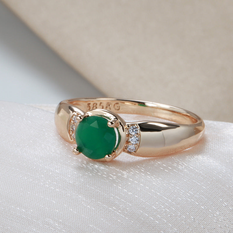 18K Yellow Gold Ring with 1 Carat Natural Emerald and Diamond Accents – Elegant Women's Cocktail Ring