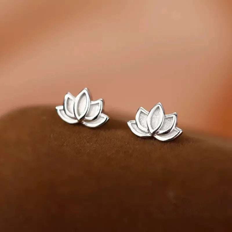 925 Sterling Silver Lotus Flower Stud Earrings – Elegant Small Floral Earrings for Women