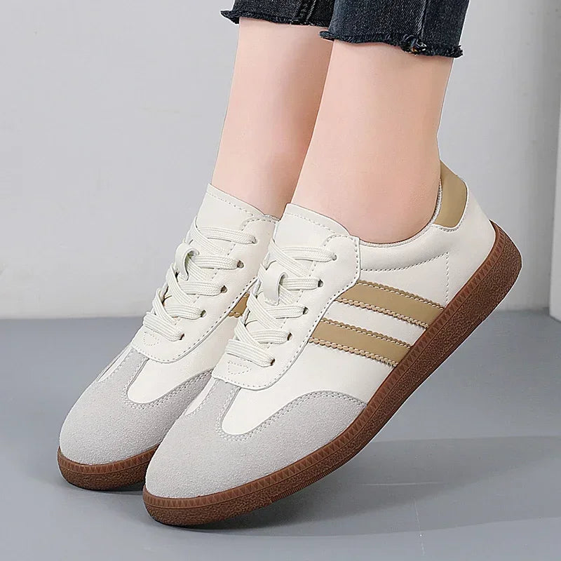 Women’s White Fashion Platform Sneakers – Casual Vulcanized Comfort Shoes for Spring 2024 Trendy Everyday Wear