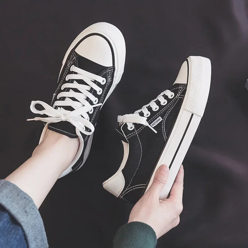 Women’s Canvas Platform Sneakers – Low-Top Lace-Up Flats, Patchwork Vulcanized Tennis Shoes for Summer, Casual Skate Style for Students & Couples