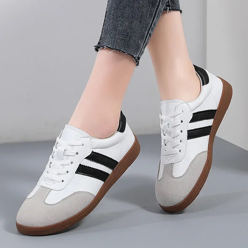 Women’s White Fashion Platform Sneakers – Casual Vulcanized Comfort Shoes for Spring 2024 Trendy Everyday Wear