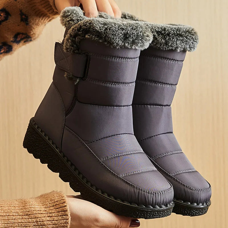 Women's Winter Ankle Snow Boots – Waterproof Low Heel Booties with Plush Fur Lining