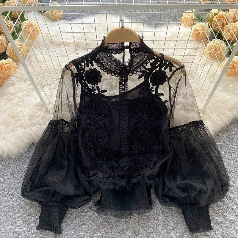 Vintage Lace Patchwork Blouse with Puff Sleeves – Elegant Slim Fit Shirt for Women