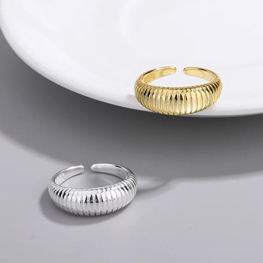925 Sterling Silver Water Ripple Ring – Adjustable Geometric Cocktail Ring for Women’s Elegant Wedding & Party Jewelry