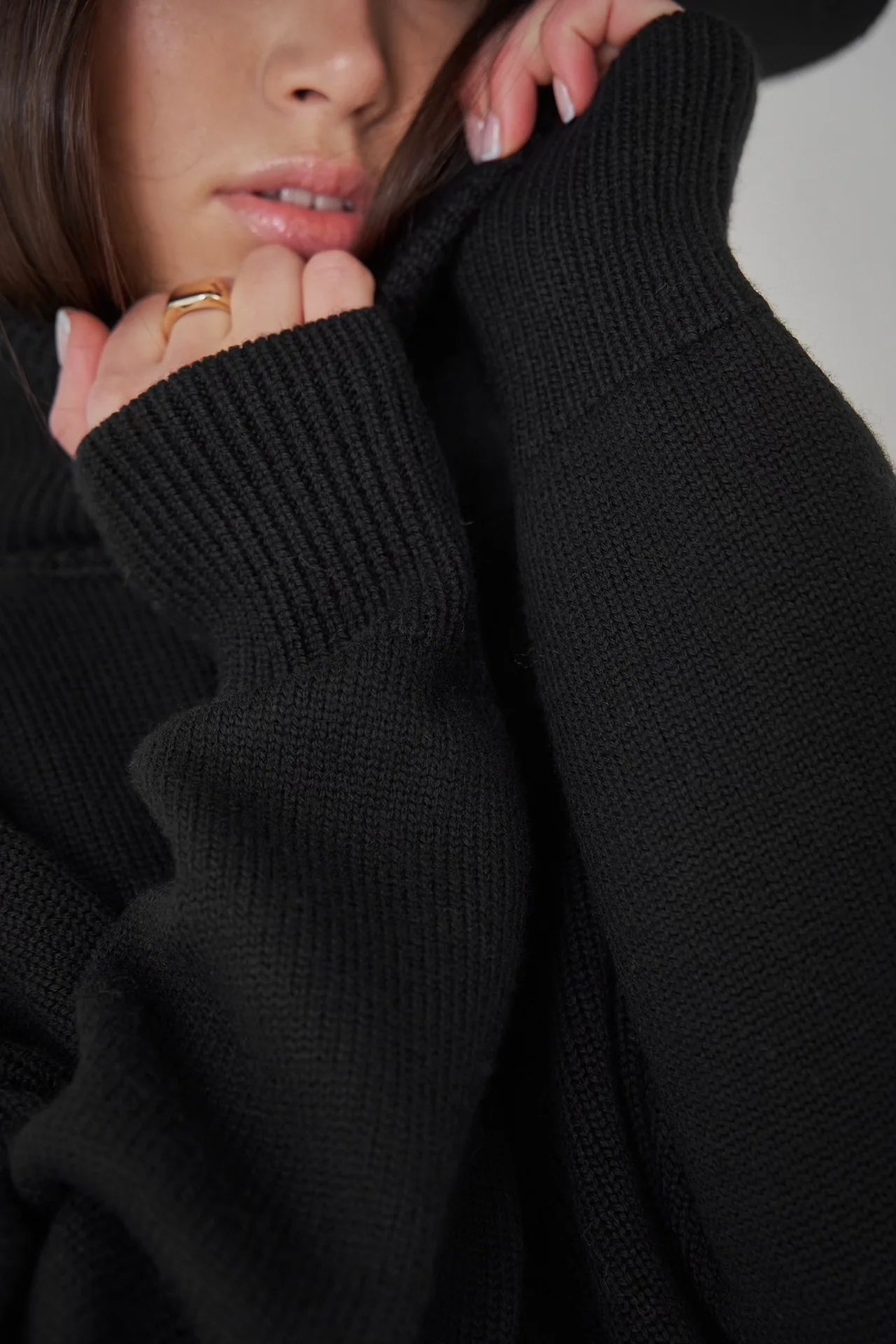 Women's Oversized Turtleneck Sweater – Thick Knit Casual Pullover for Autumn Winter