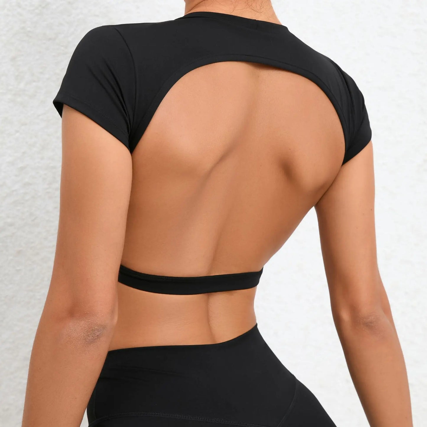 Backless Breathable Workout Crop Top – Short Sleeve Sports Shirt for Women