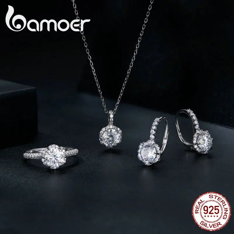 1 Carat Round Brilliant Moissanite Pendant Necklace – 925 Sterling Silver Floral Cut, 45cm Link Chain