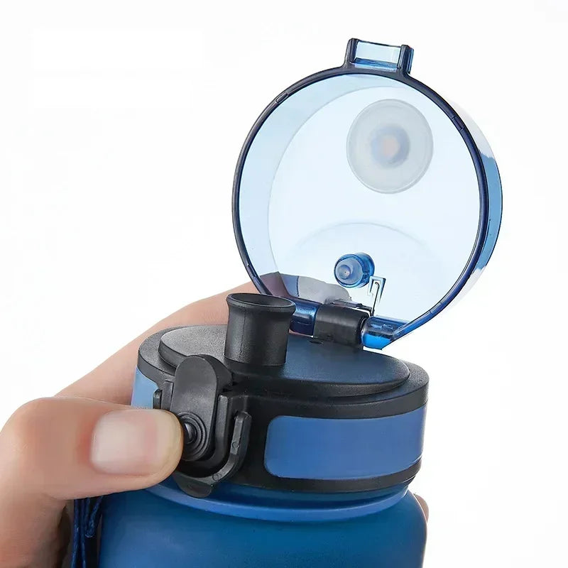 1L Large Capacity Sports Water Bottle – Leak-Proof Plastic Drinking Jug for Gym, Travel, and Outdoor Activities